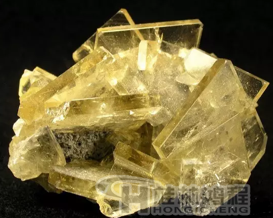 超微細(xì)重晶石磨粉機(jī)，重晶石粉碎機(jī)，重晶石磨粉設(shè)備