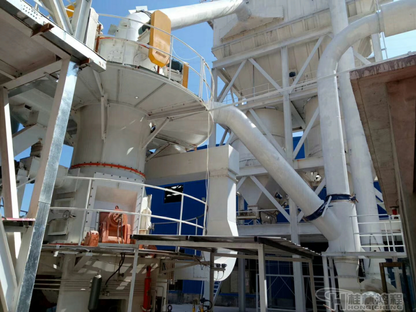 膠水用膨潤土 1250目膠水用膨潤土超細磨機HLMX立磨 膠水用膨潤土 1250目膠水用膨潤土超細磨機HLMX立磨