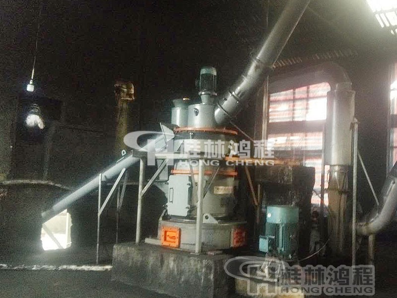 石油焦粉生產(chǎn)設(shè)備 4r型3216雷蒙磨粉機價格 石油焦粉生產(chǎn)設(shè)備 4r型3216雷蒙磨粉機價格